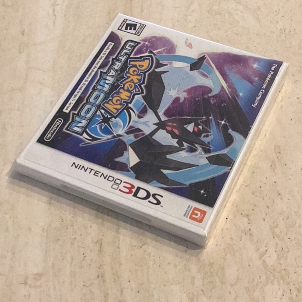 New Pokemon Ultra Moon Nintendo 3DS Game Brand New Factory Sealed Authentic - Picture 4 of 5